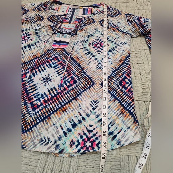 Figuerca and Flower Sheer Boho 3/4 Sleeve Top 1X Lace Accent - Picture 7 of 8